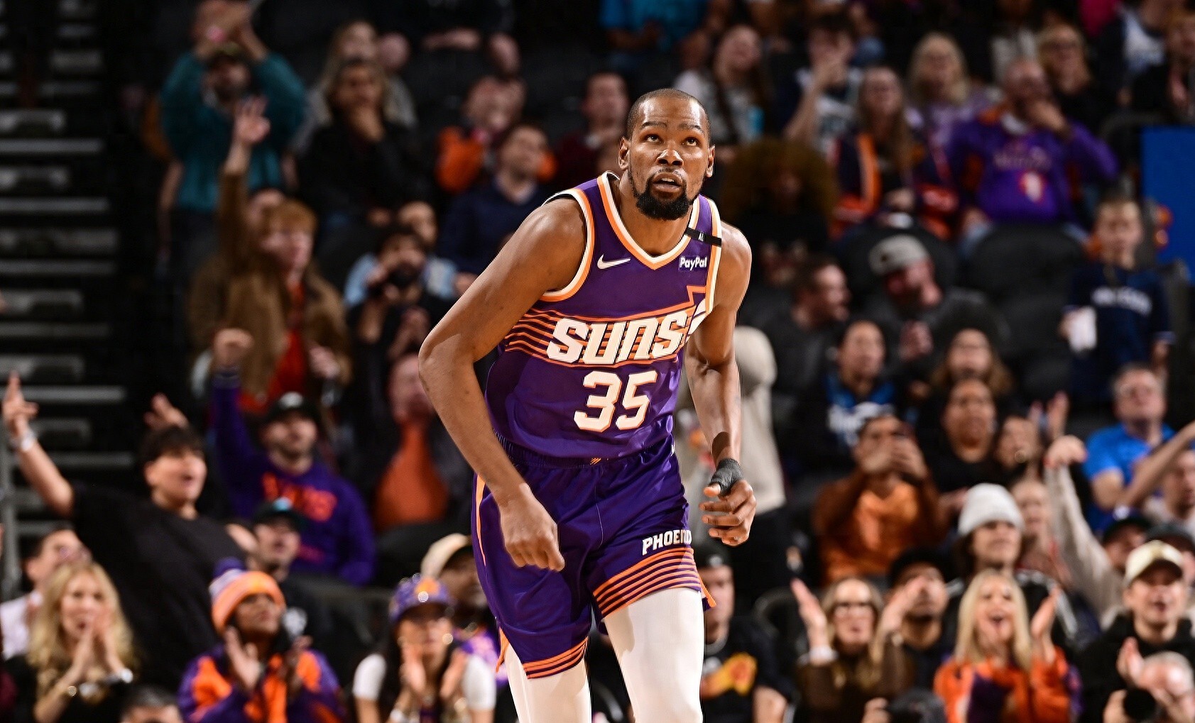 格林狂砍杜兰特分，复出首战轰40分迎来新赛季高光！-熊猫体育在线平台